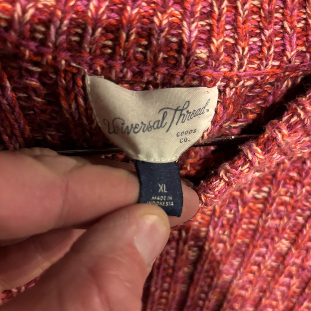 Universal Thread Ribbed Crewneck Sweater - Picture 3 of 5